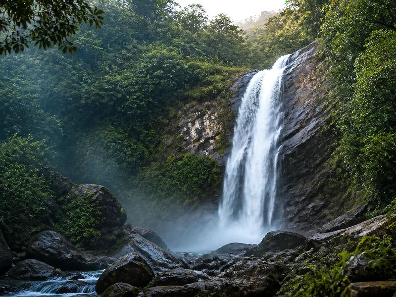 Ludu Waterfall